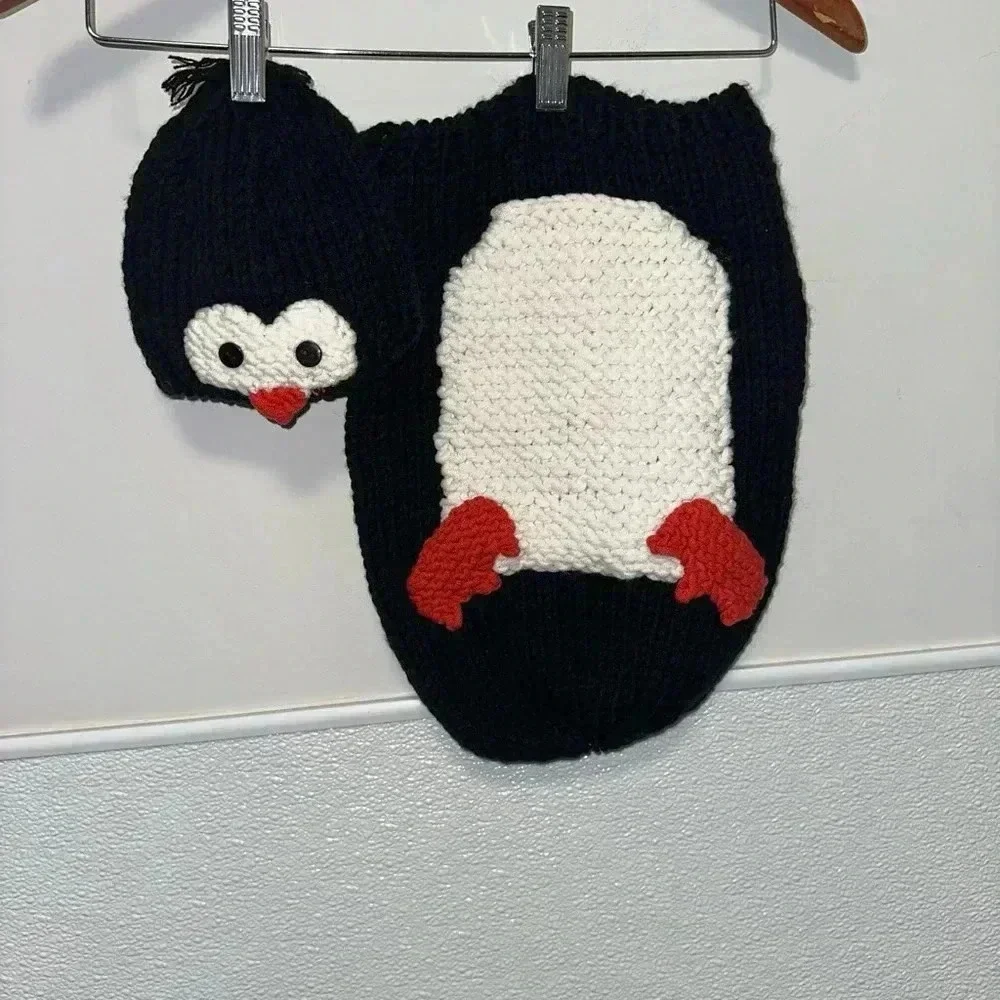 Baby Penguin Knit Outfit, 0-3m, Black & White